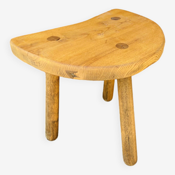 Tabouret tripode berger montagne en bois.