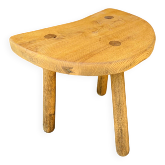 Wooden mountain shepherd tripod stool.