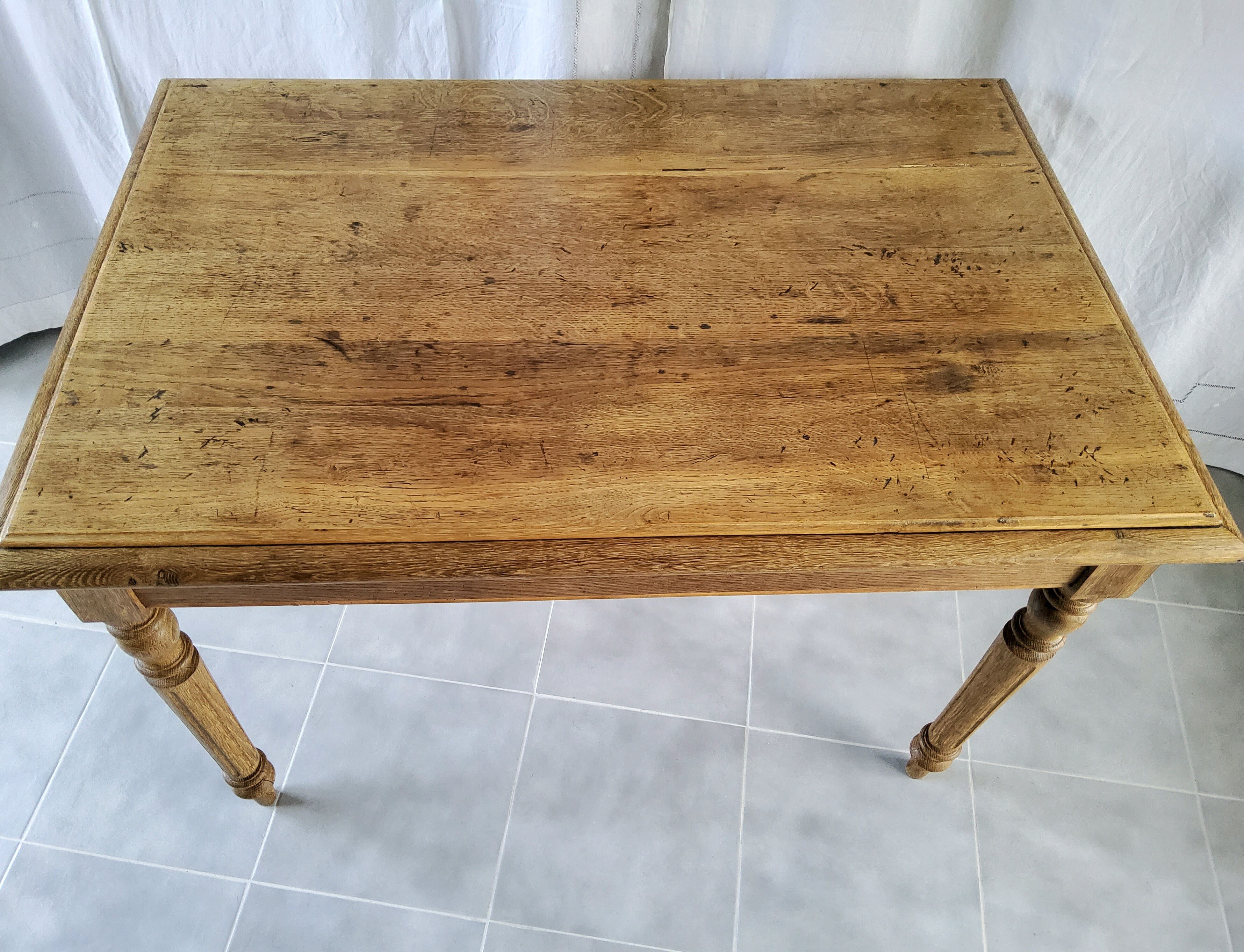 Oak table