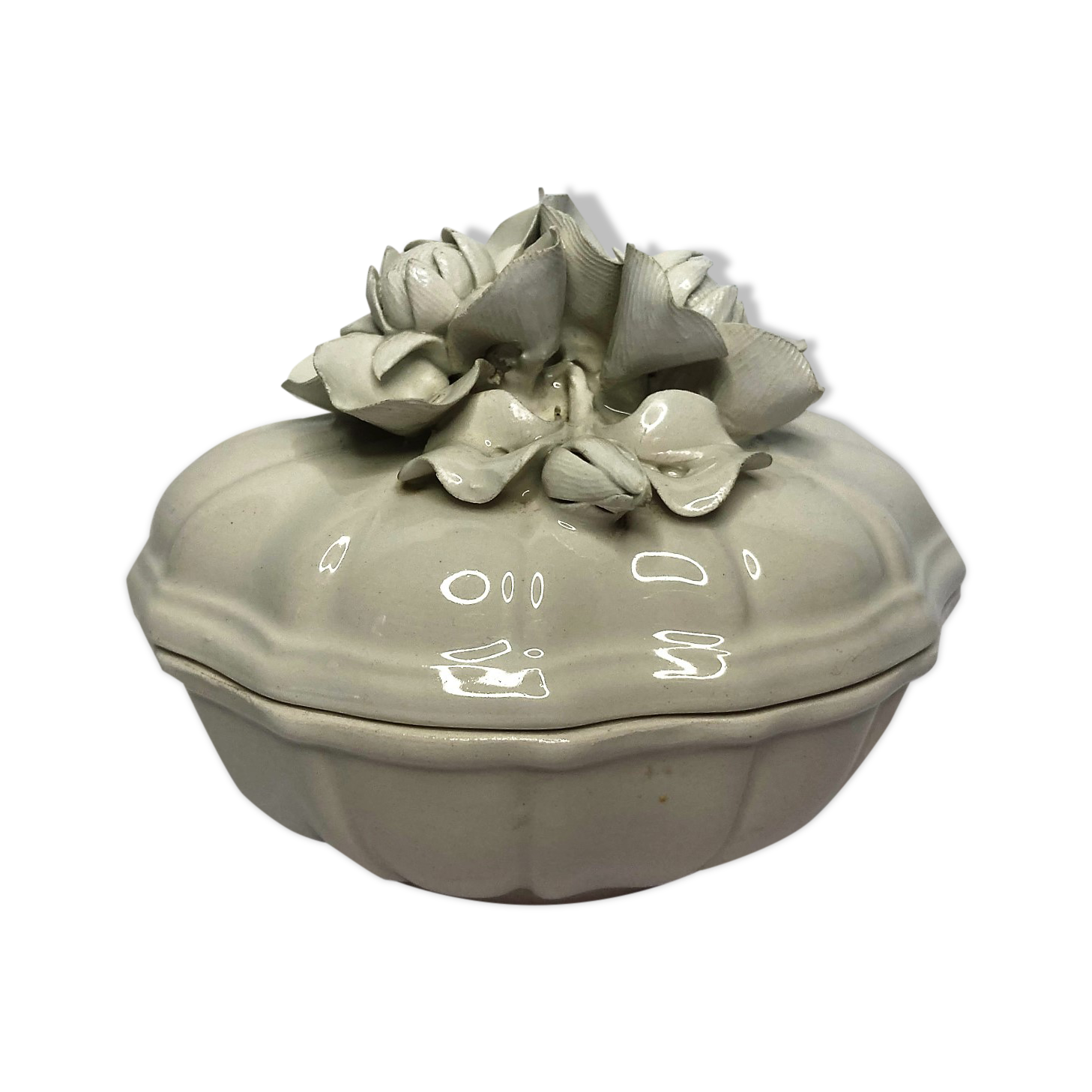 Old candy maker in white art nouveau slurry