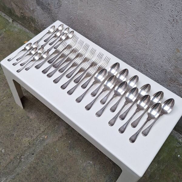 Partie de ménagère en métal argenté Christofle