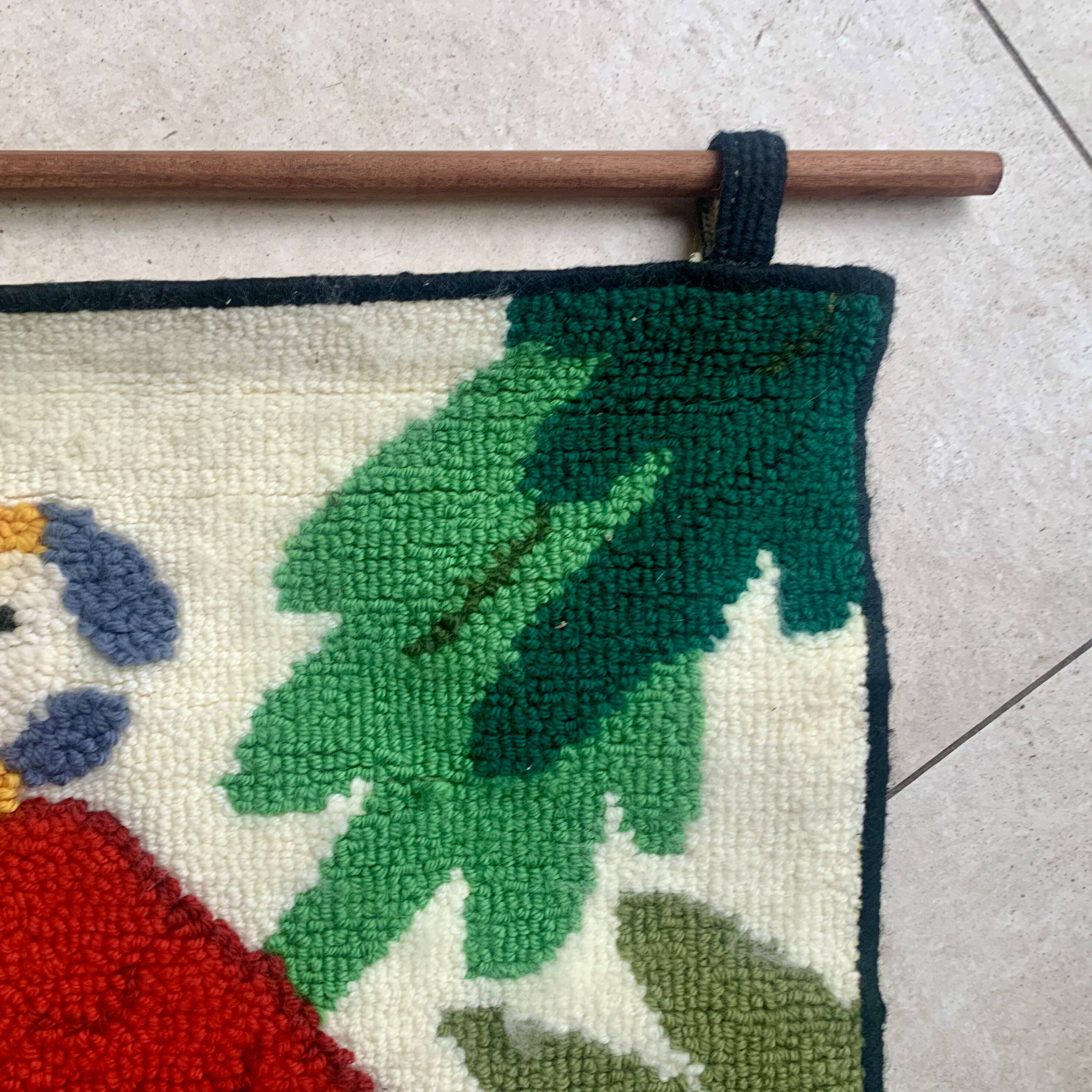 Parrot decor wall rug - Work of the Brazilian artist VAC - 1989