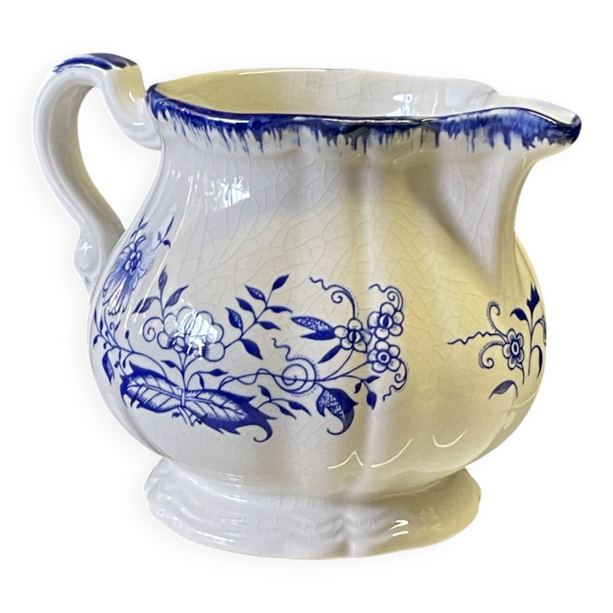 Very nice old ceramic milk jug from Lancaster in good condition.