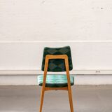 Set of 4 volak chairs