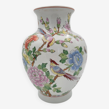 Vase en porcelaine chinoise décoré de fleurs et d'oiseaux