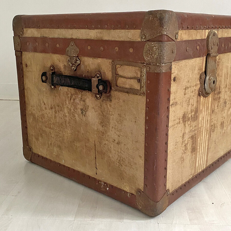 Vintage Travel Trunk 50's