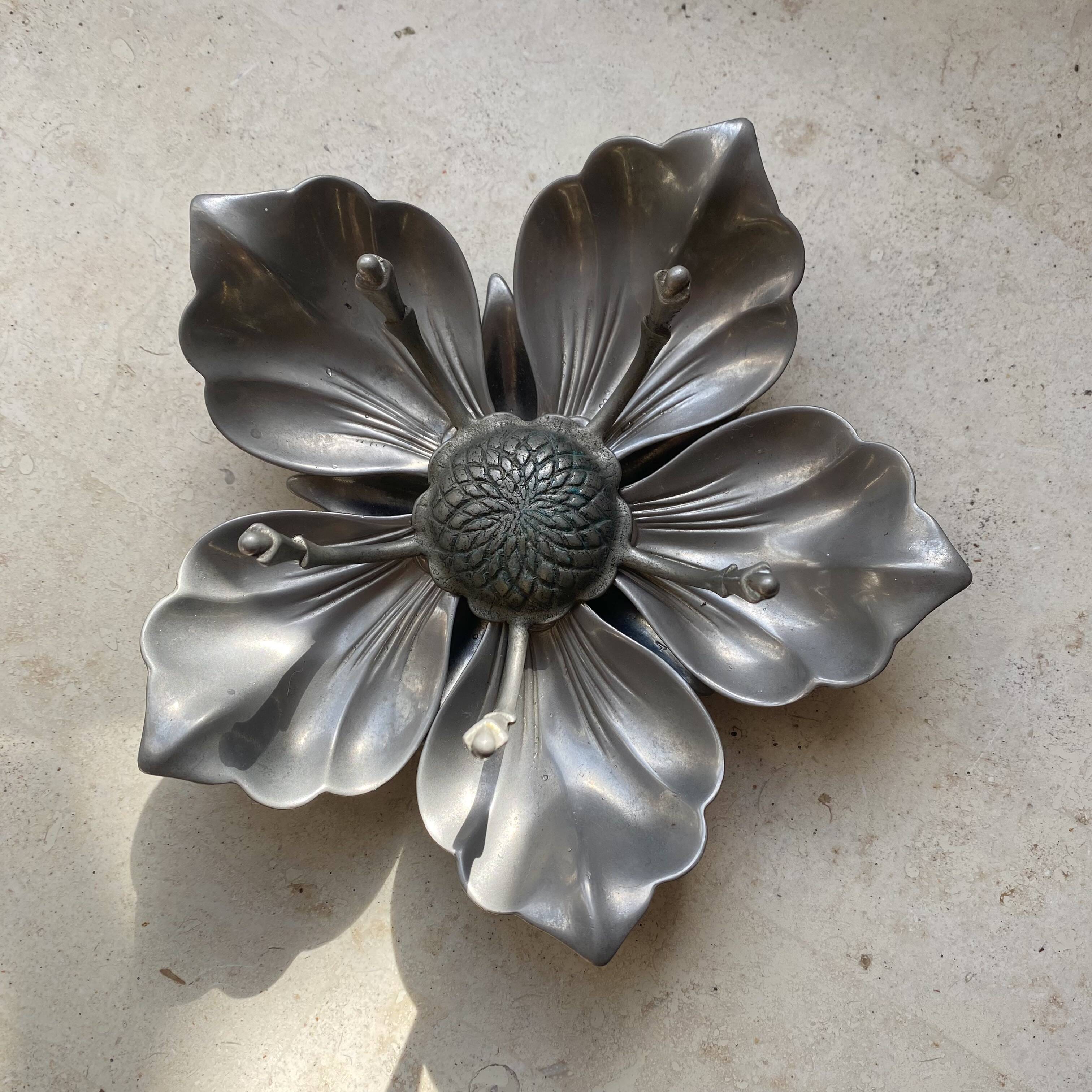 Cendrier fleur vintage pétales amovibles