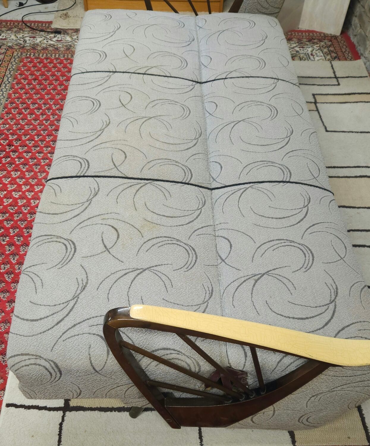 Vintage 1950s daybed sofa