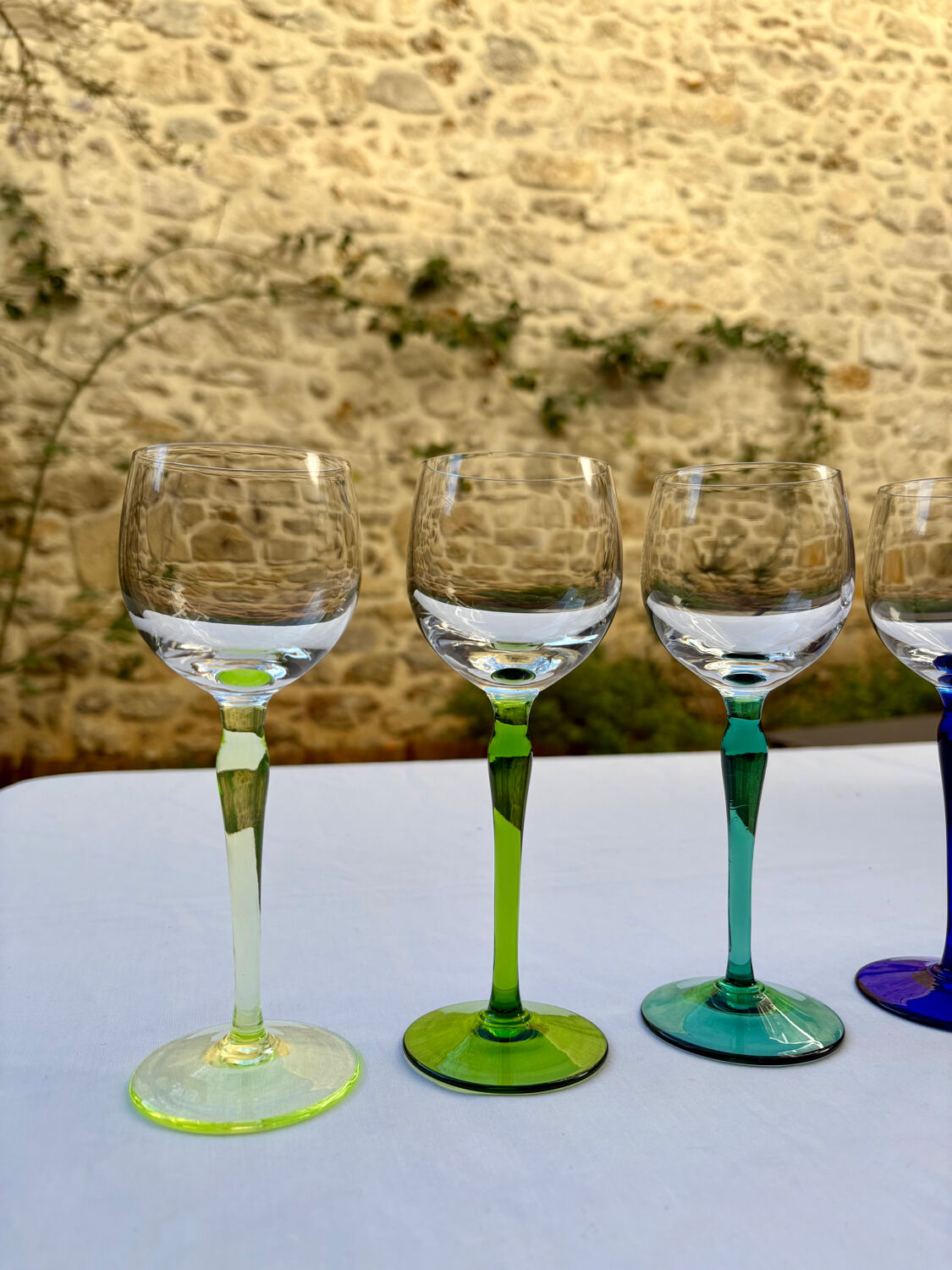 6 crystal glasses with coloured stems