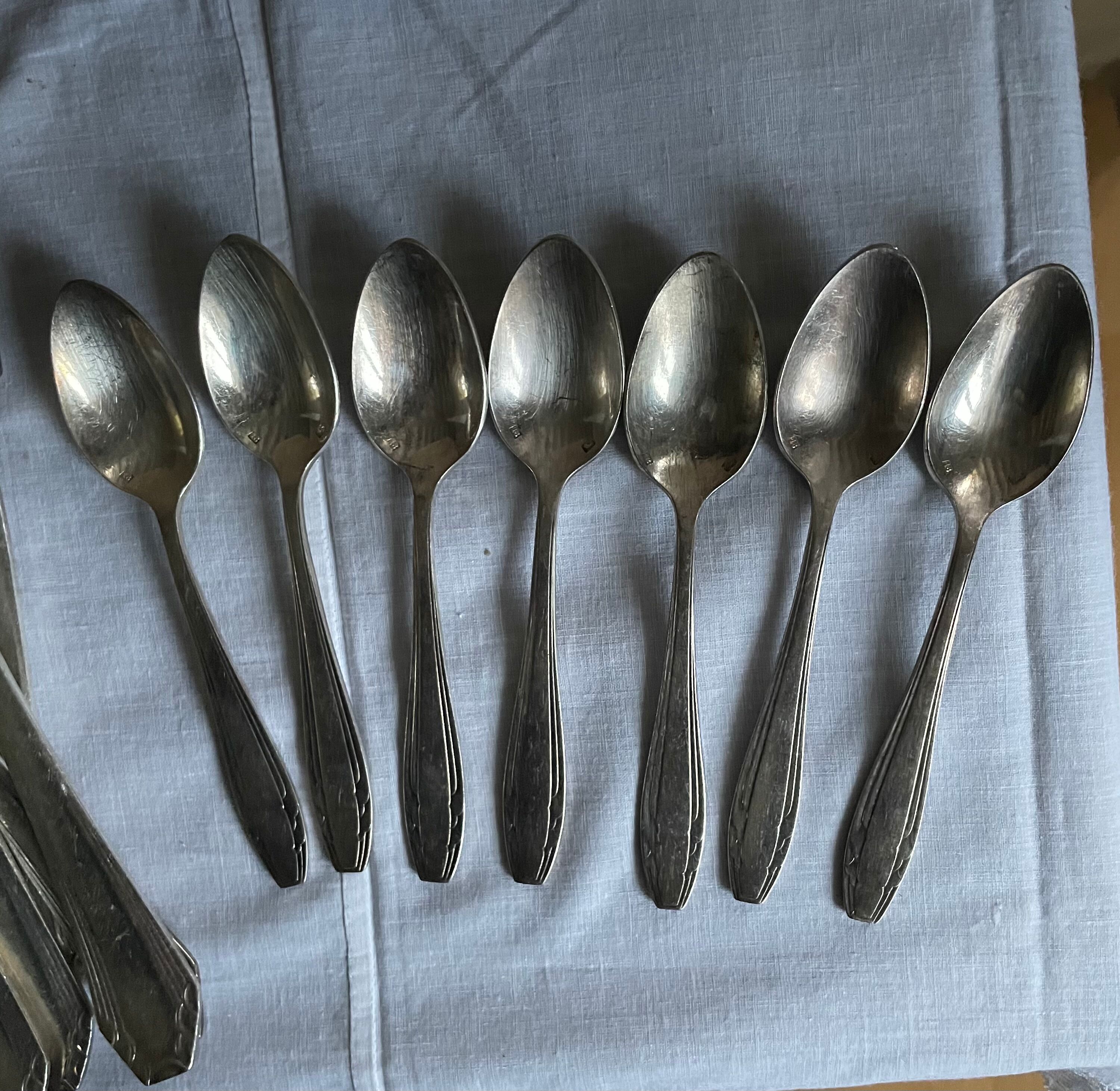 Silver metal housewife 2 punches