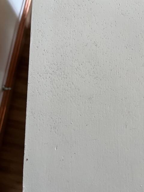 White chest of drawers