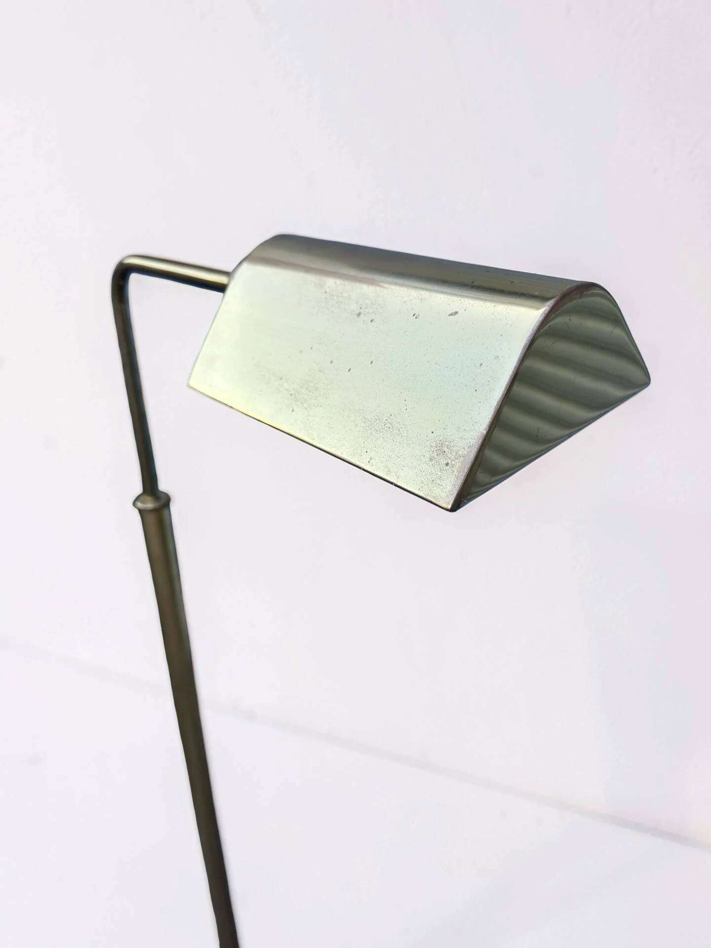 Brass floor lamp, height adjustable