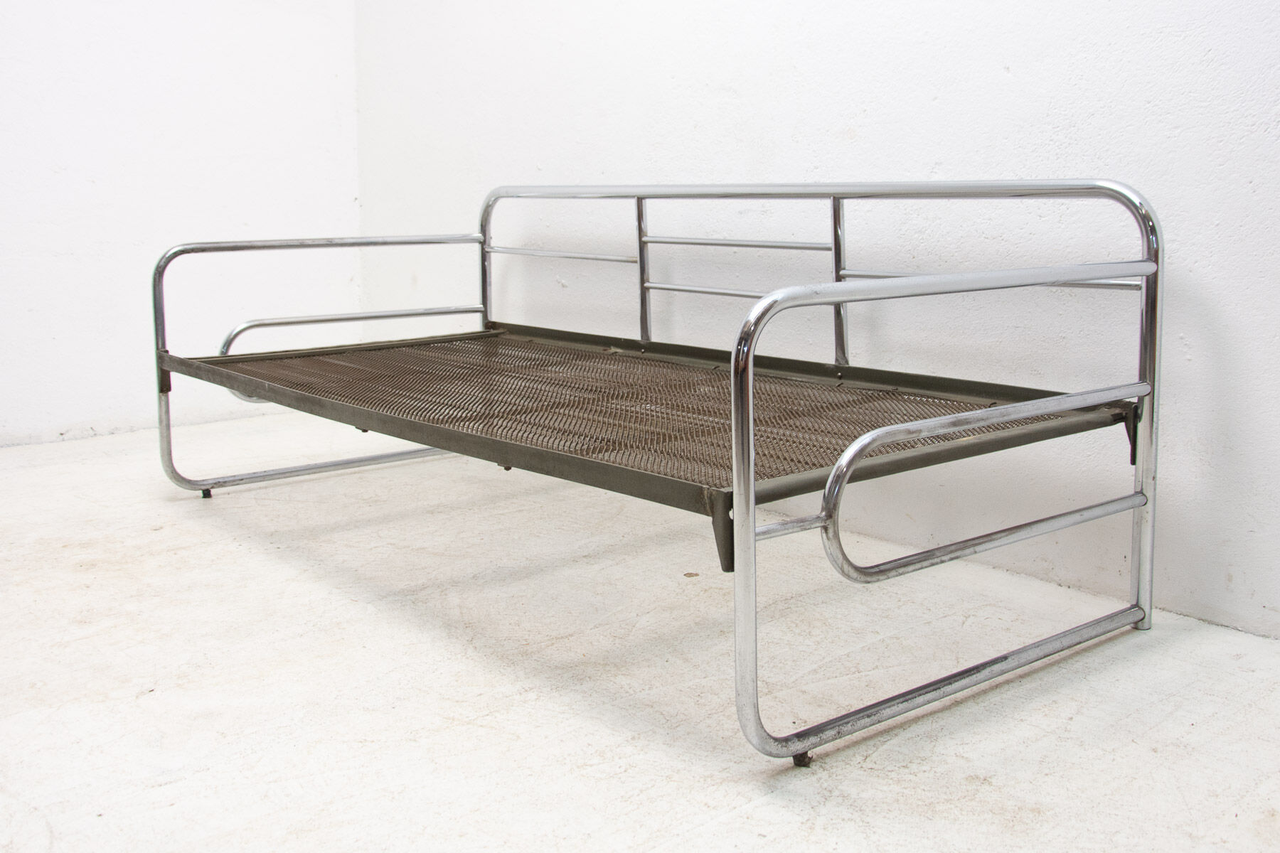 Tubular steel Bauhaus sofa, 1930´s, Bohemia