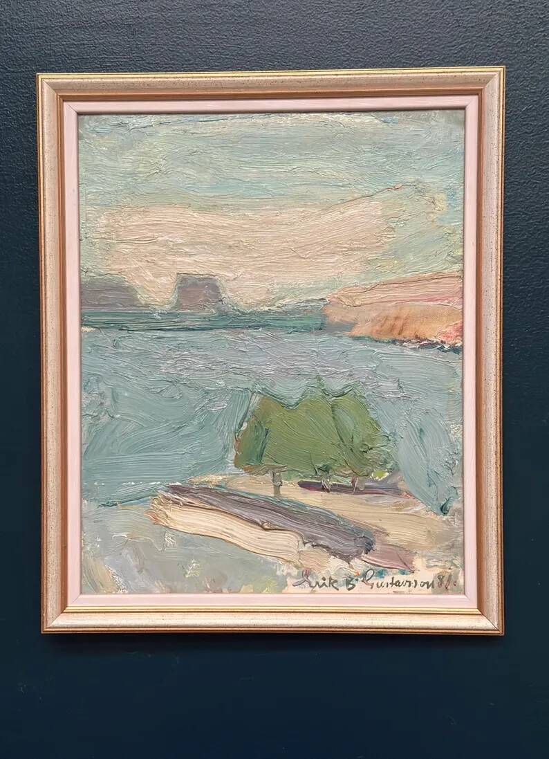Original Swedish Oil on Canvas – "Coastal Landscape" by Erik Birger Gustavsson – Signed – Dated 1981 – Vintage and Framed – 41 × 33 cm (16.1 × 13 inches)
