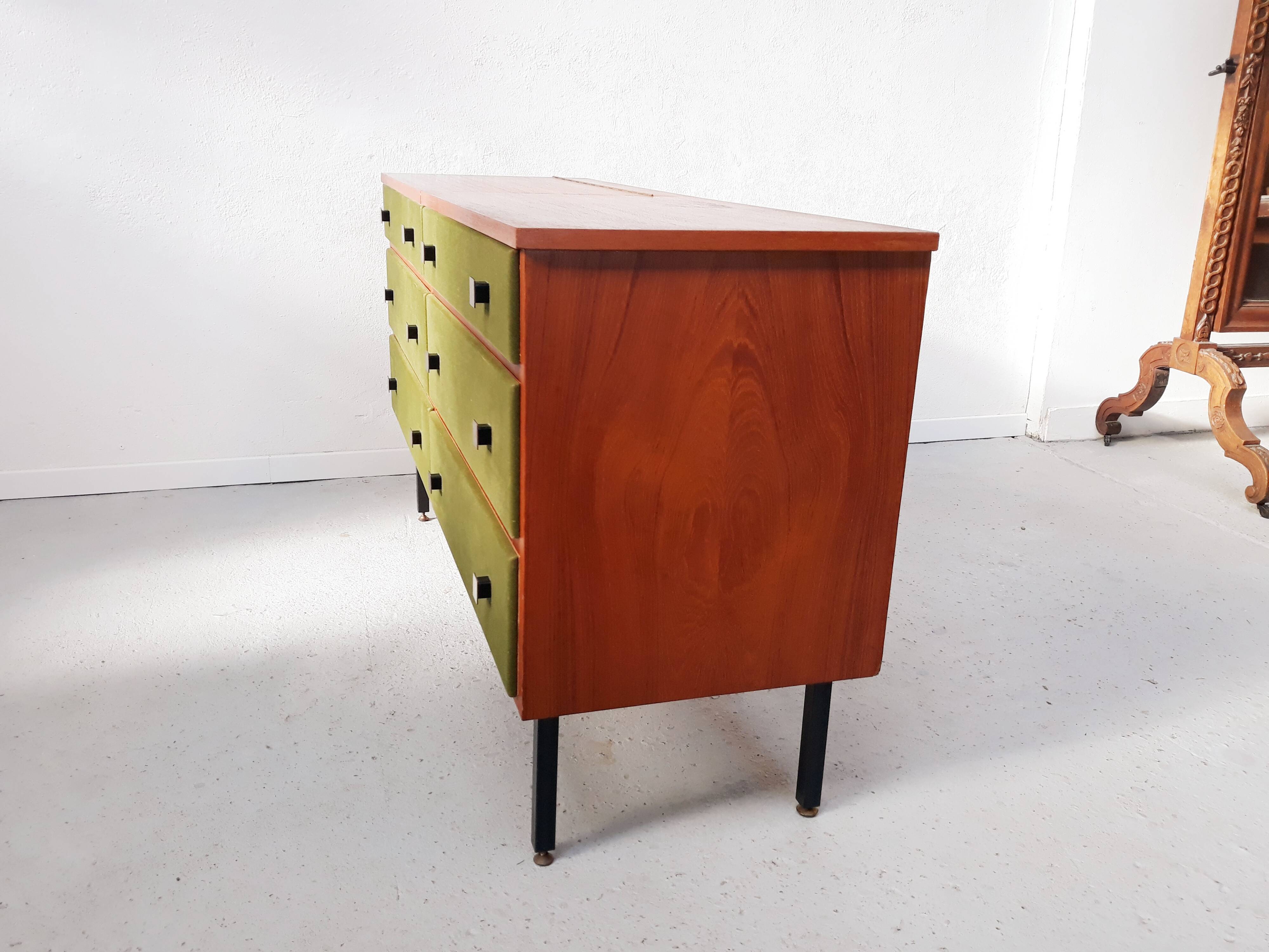 Commode coiffeuse design par Roger Landault