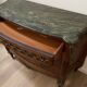 Commode style Louis XVI