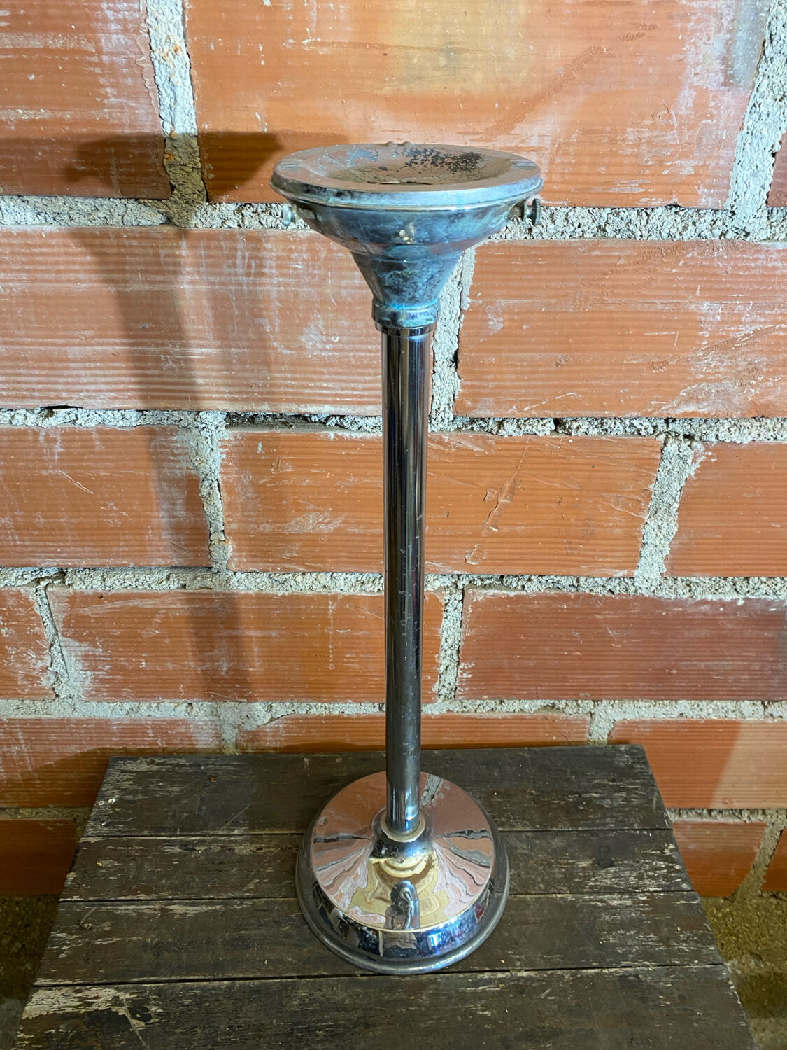 Tulip Footed Ashtray Chrome Metal Vintage 70s