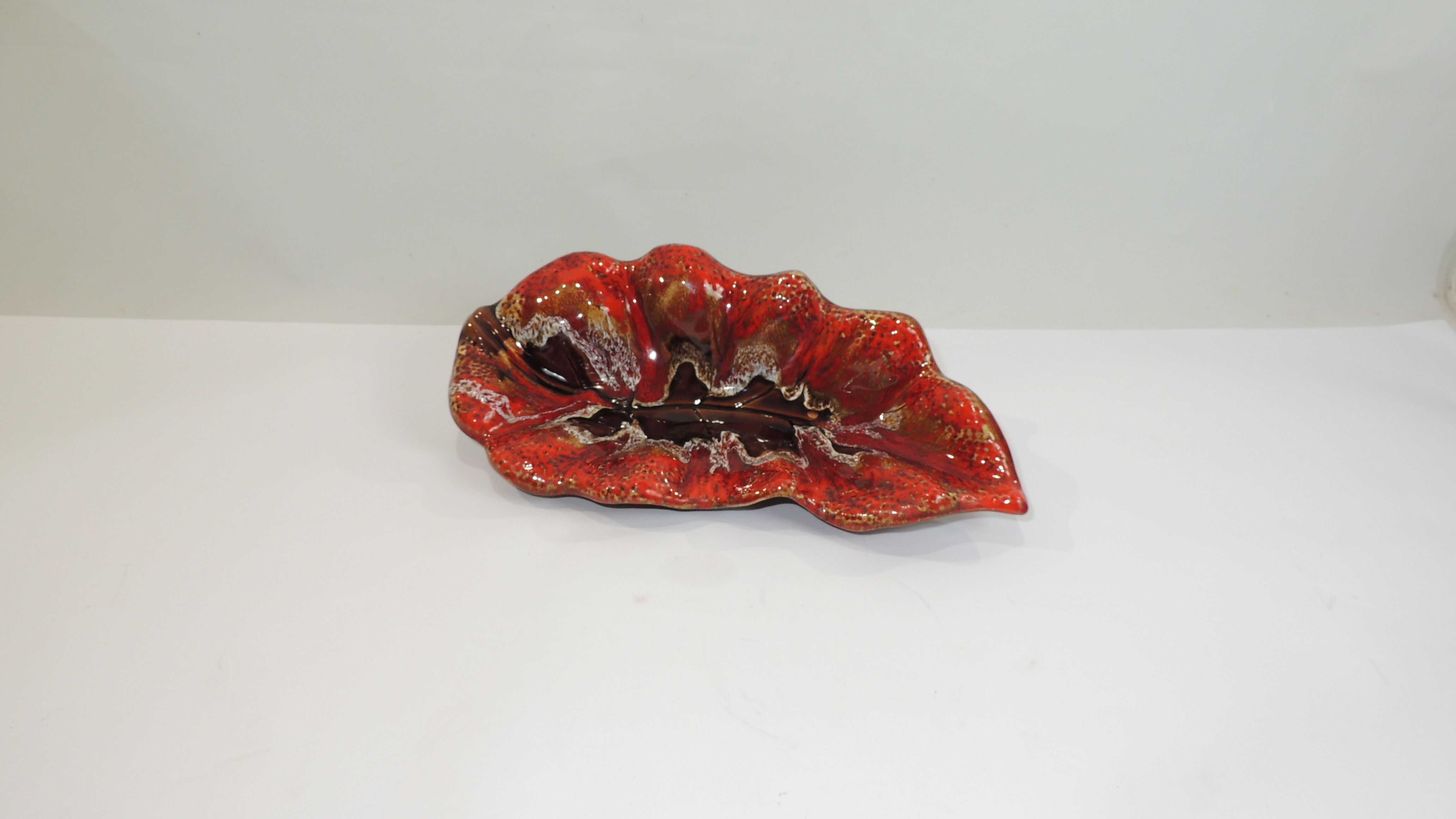 Vallauriss ceramic fruit cup / vintage