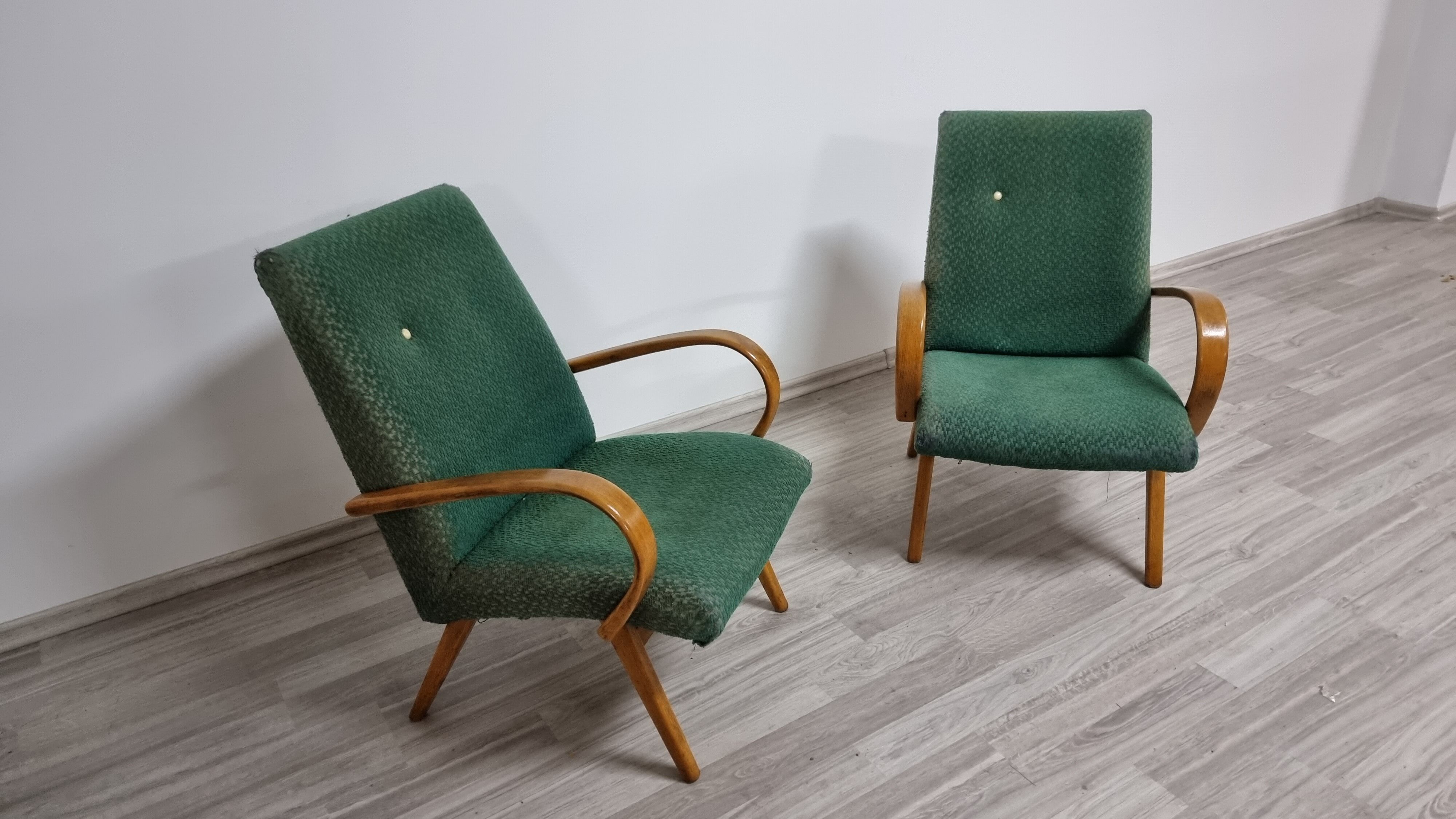 Fauteuils vintage par Jaroslav Smidek, années 1960