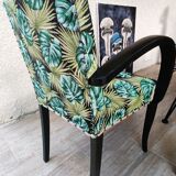 Bridge fabric leaves and black wood