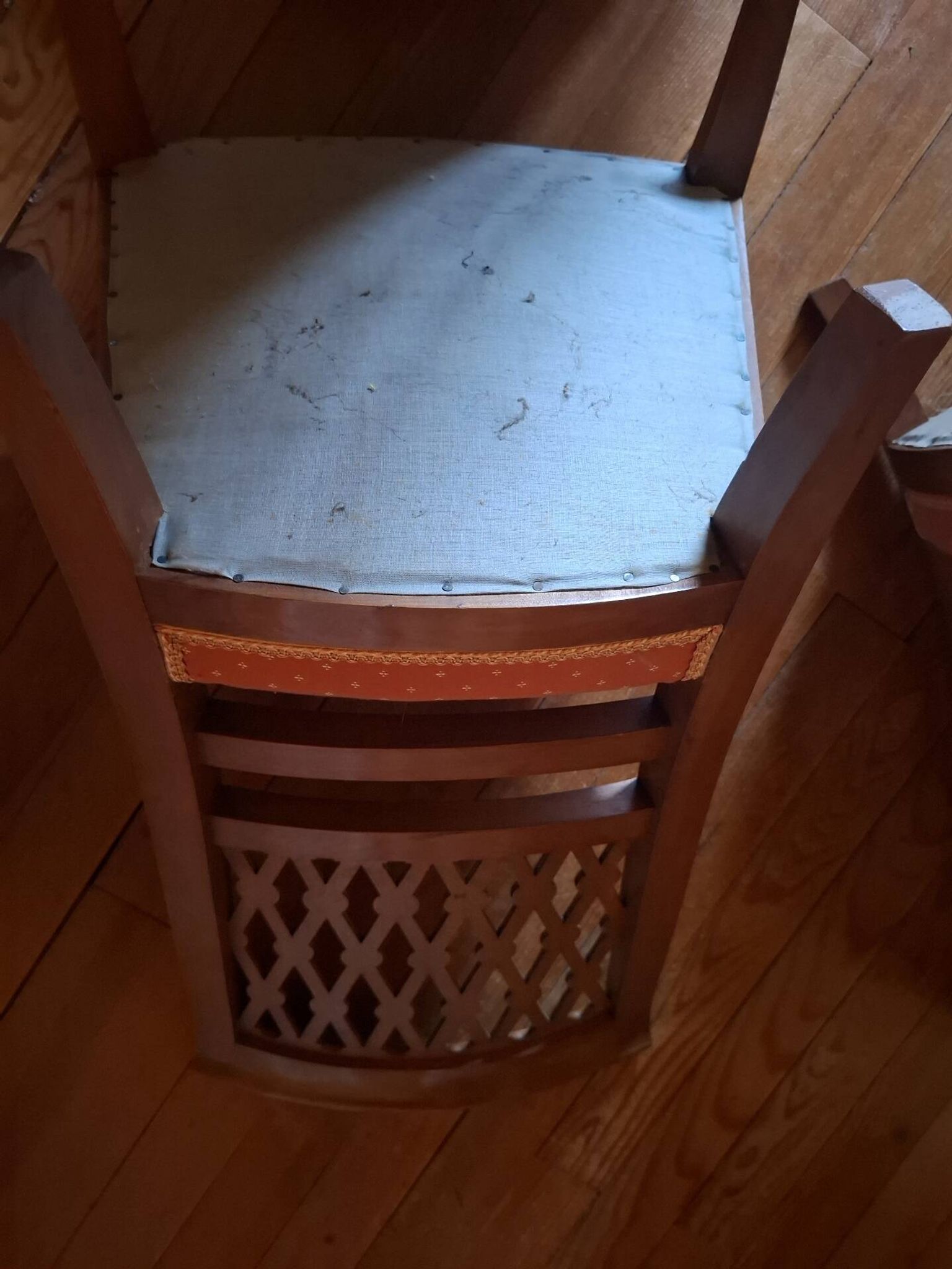 Low chairs