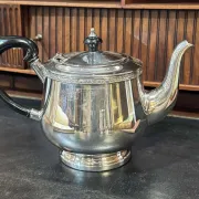 Silver-plated English service by Mappin & Webb from the 1930s.