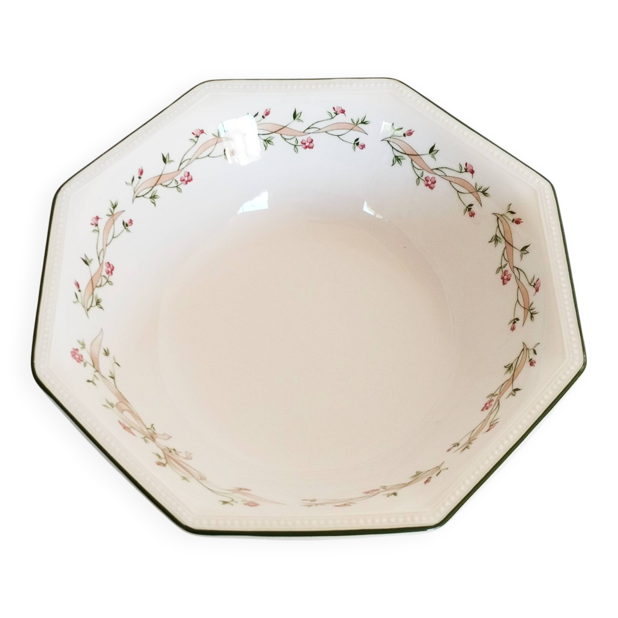 Johnson Brothers Eternal Beau salad bowl - Johnson bros - Made in England