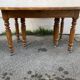 Table à 8 pieds en frêne, avec 6 allonges.
