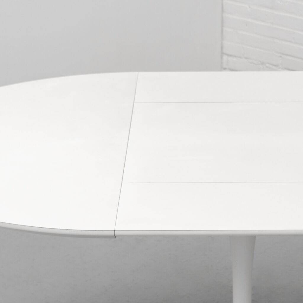 Extendable custom Knoll Tulip Dining Table, 1980