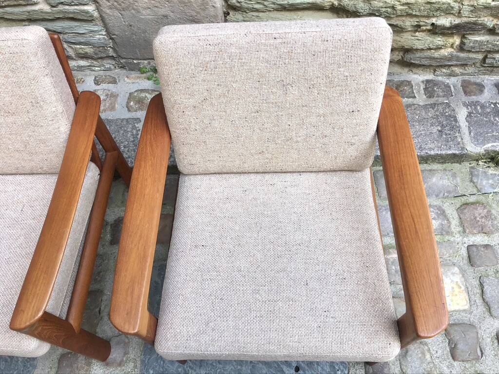 Pair of Danish armchairs 1970