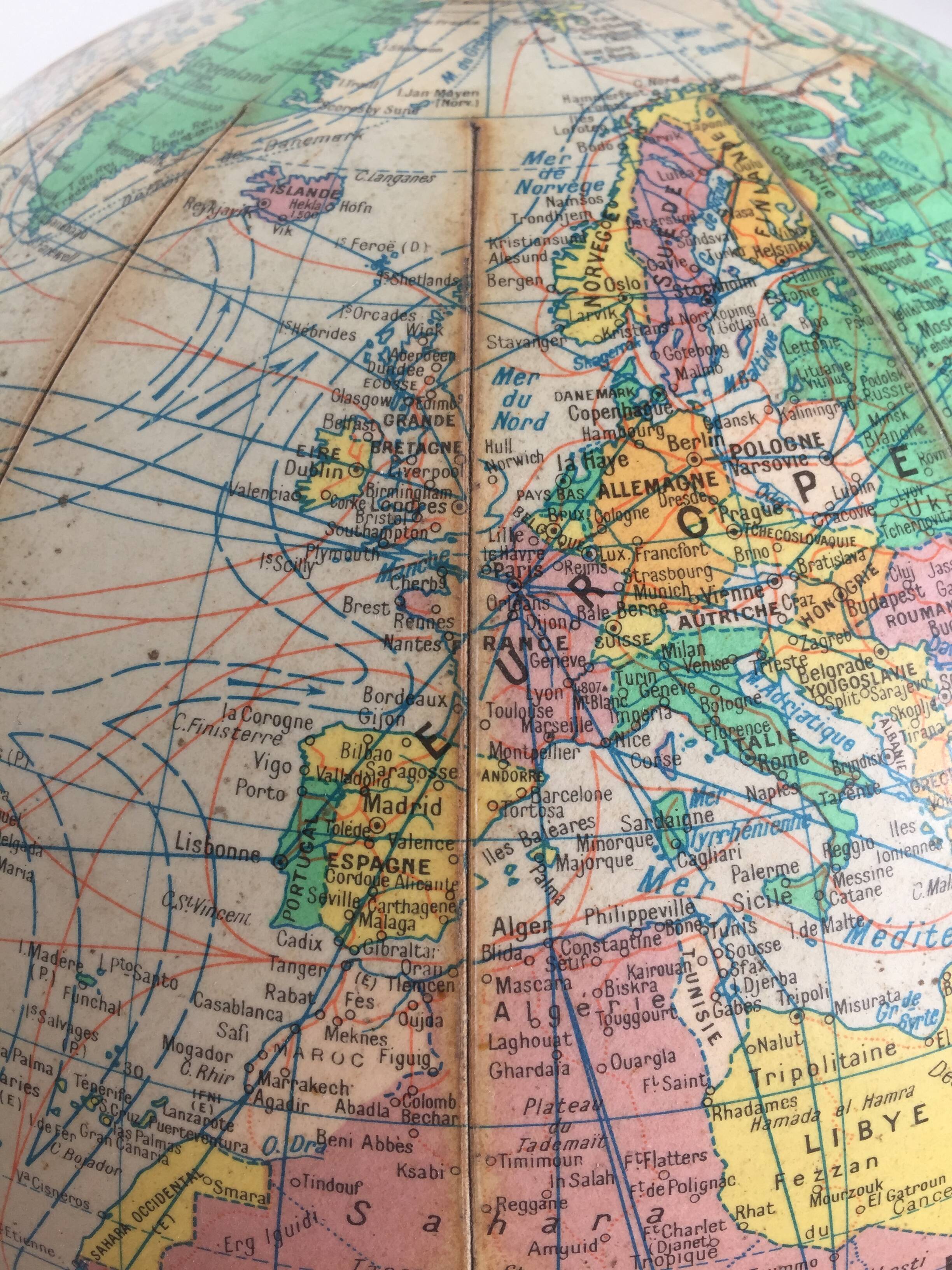 Globe Girard, Barrère and Thomas