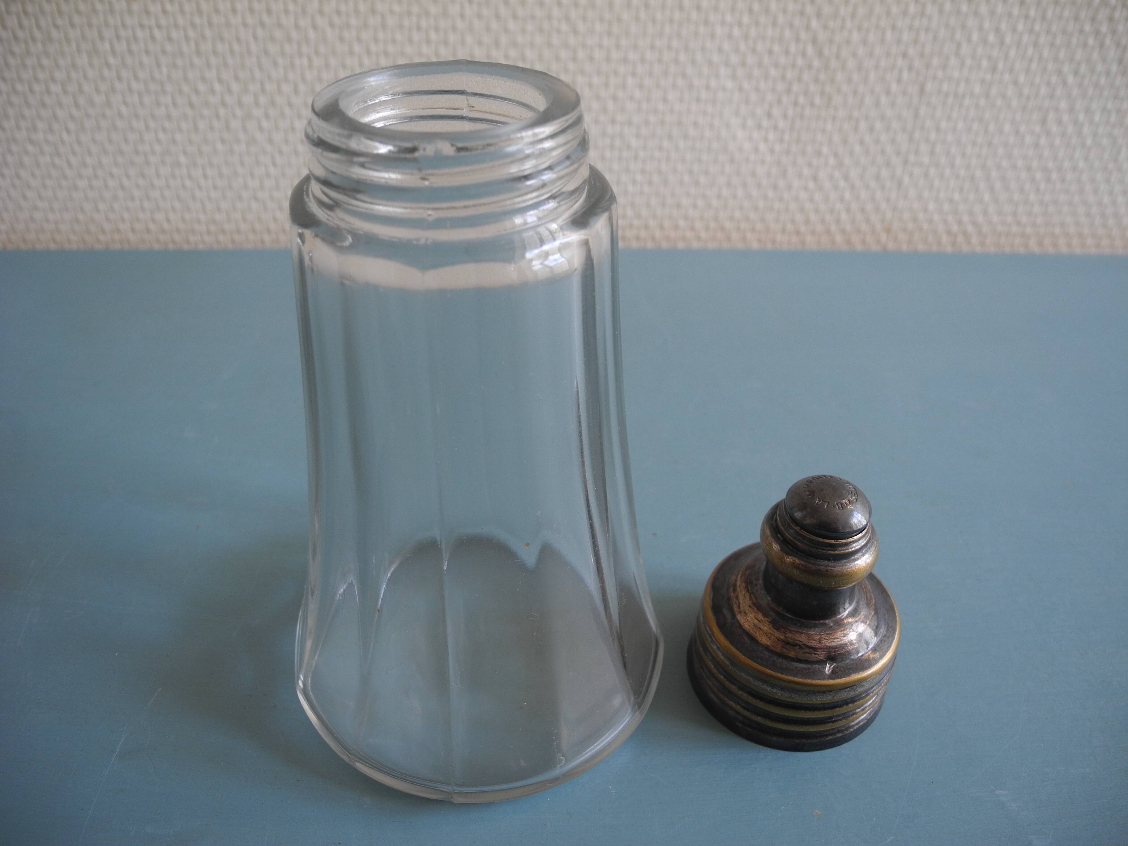 old French sugar shaker La Parfaite SGDG
