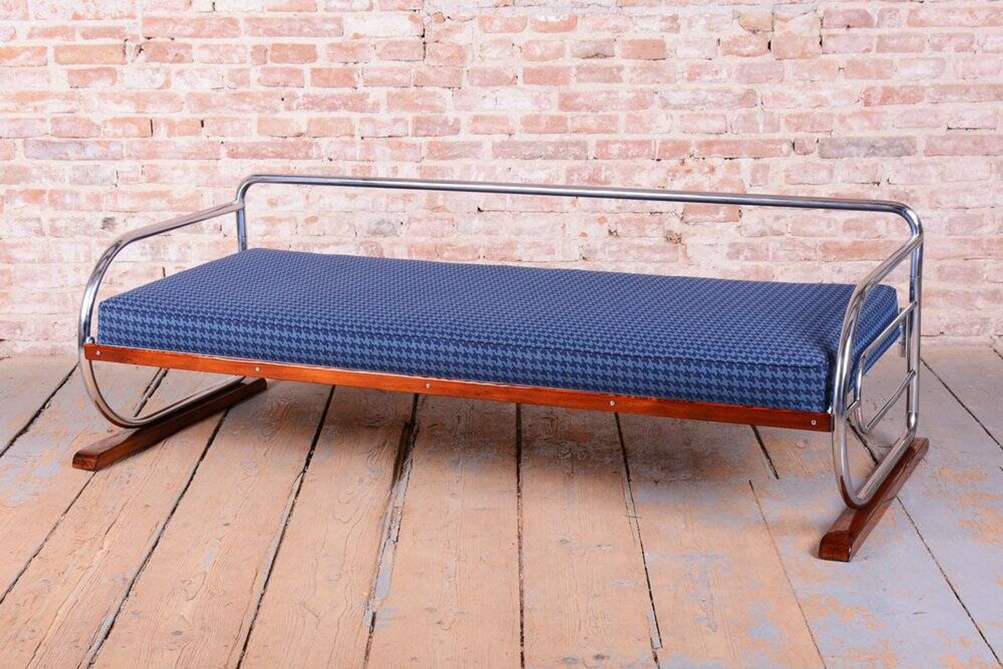 Czech Bauhaus Chrome and Beech Sofa attributed to Robert Slezak, 1930s
