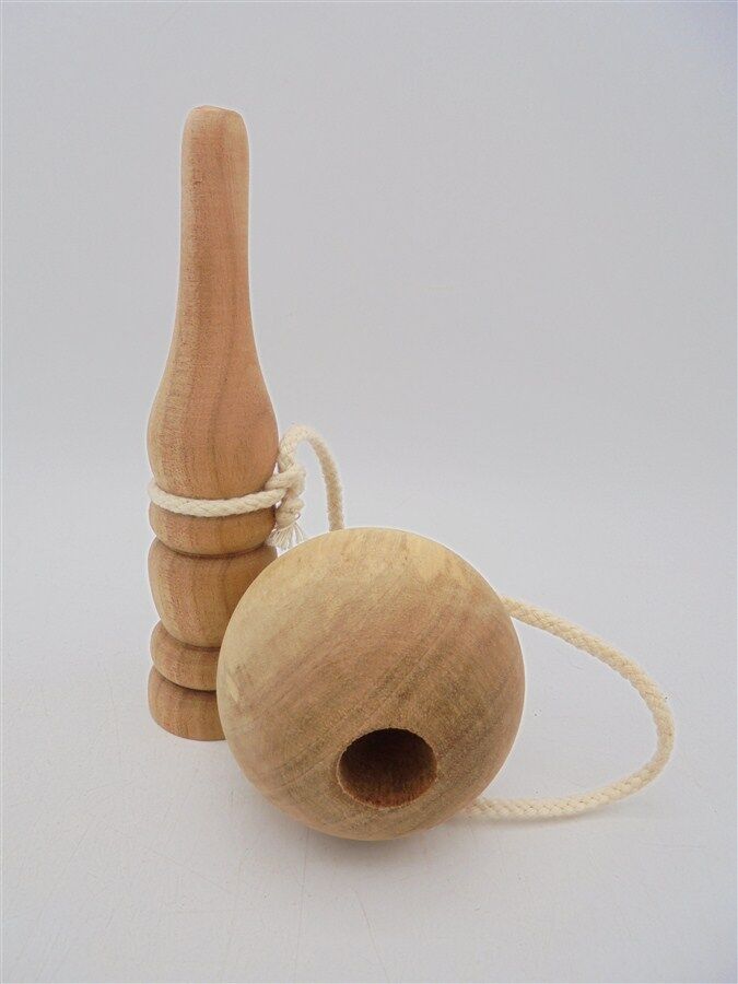 Bilboquet in light wooden