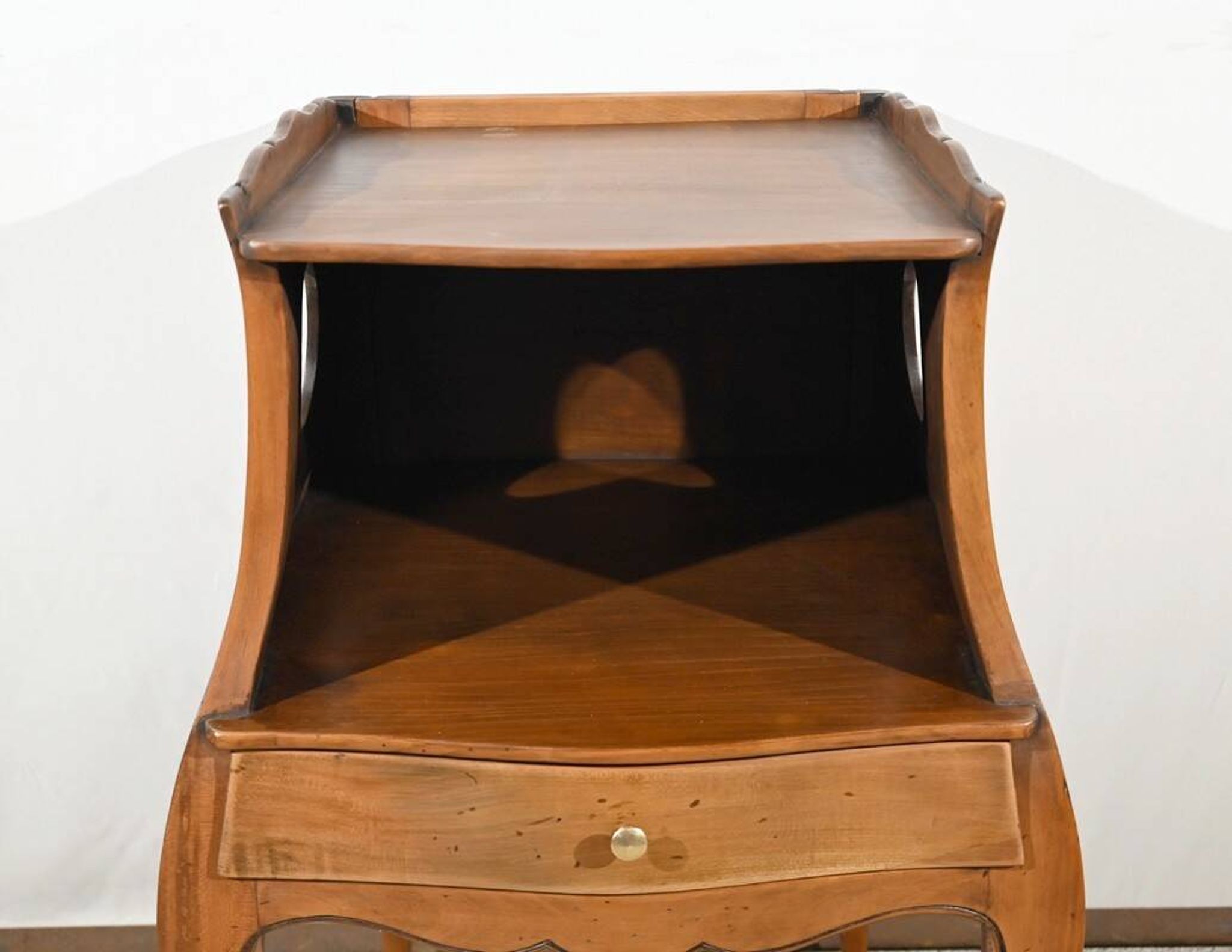 Red Cherry Snack Table, Louis XV style – 1st Part 20th
