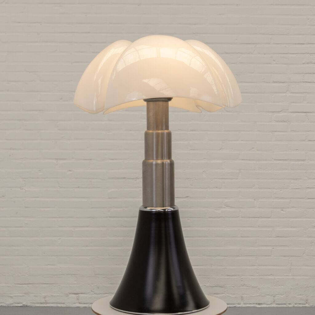 Lampe Pipistrello Gae Aulenti Martinelli Luce années 1970