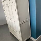 Small Parisian wardrobe