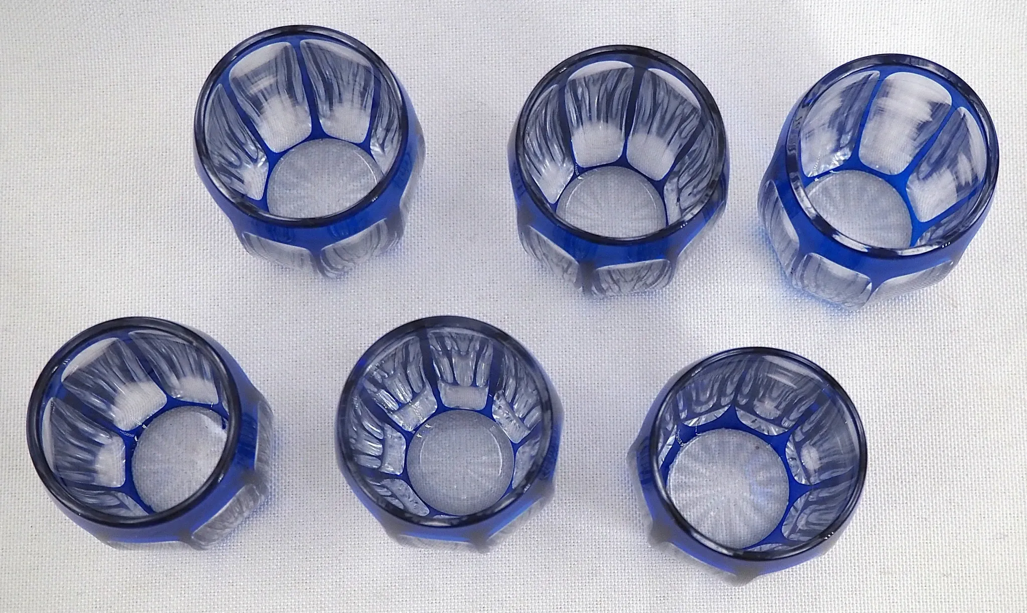 Saint Louis, 6 liqueur glasses, double blue crystal, excellent condition, Art Deco.