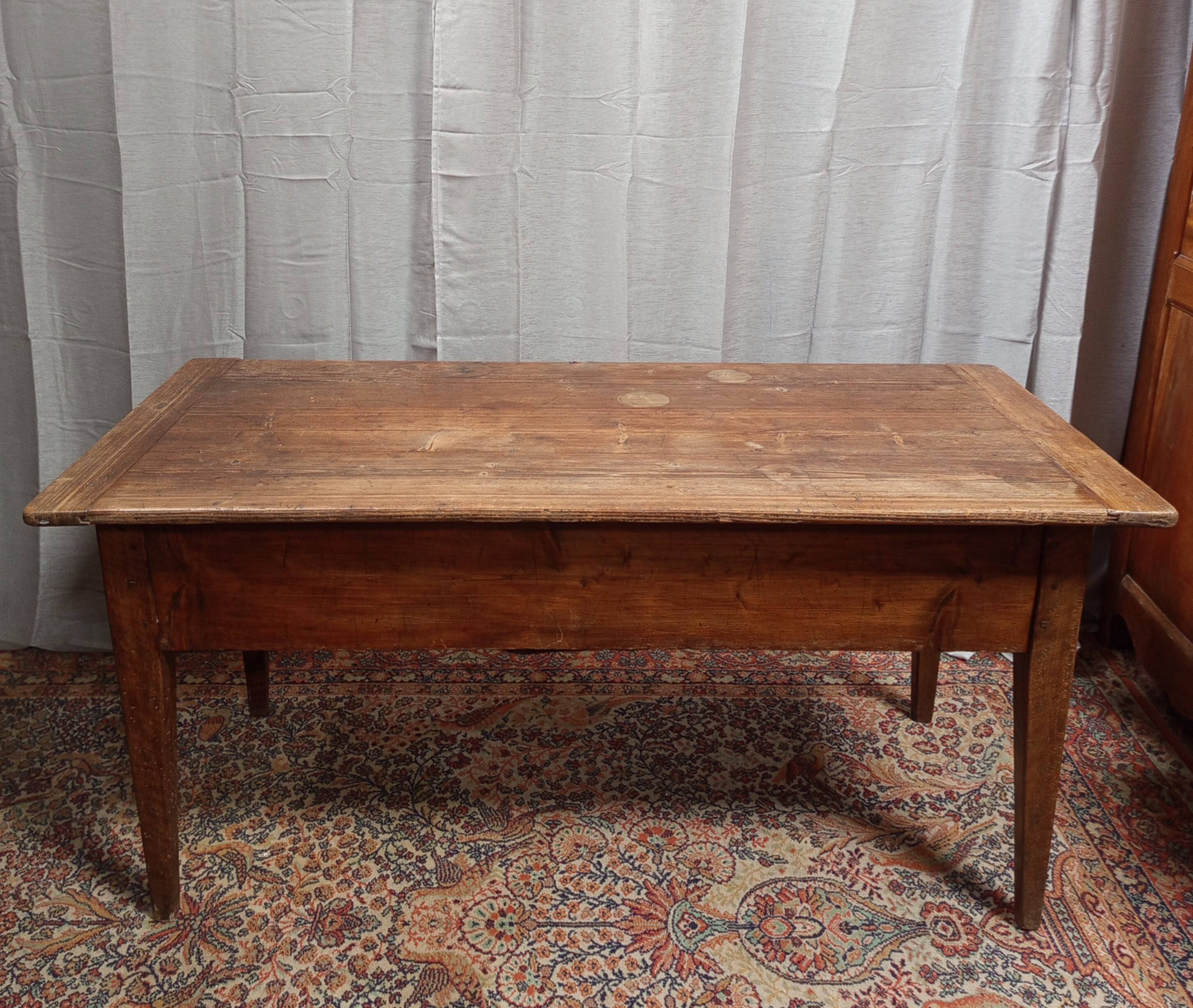 Maie pétrin table in beech, 19th century