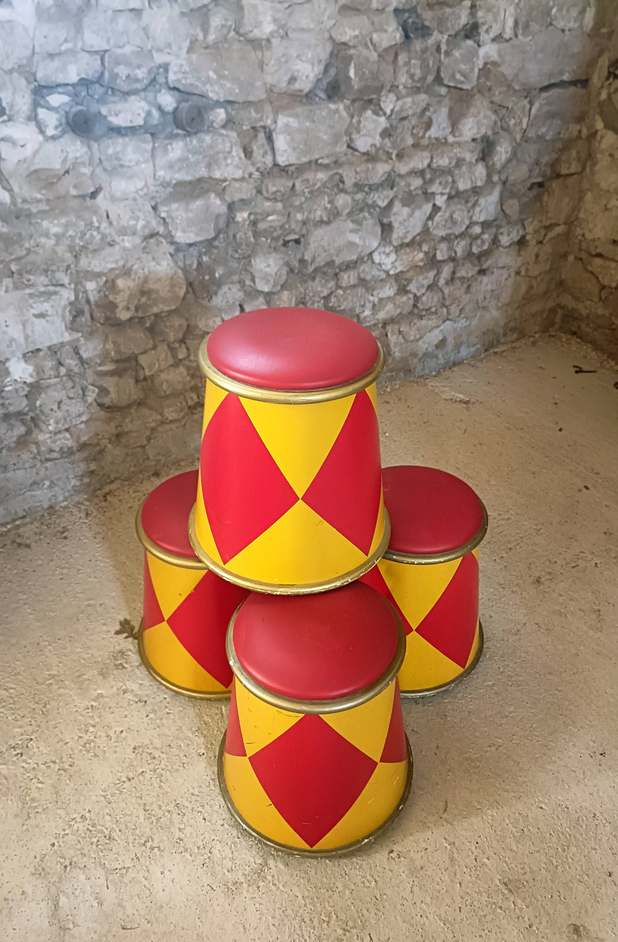 Tabouret de cirque