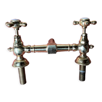 Washbasin faucet gilded bronze 1900