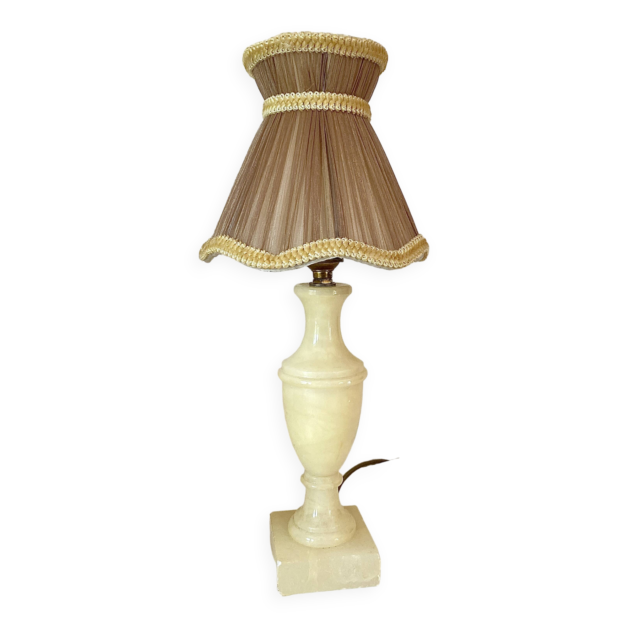 Varnished alabaster lamp, new fabric cable, mesh lampshade