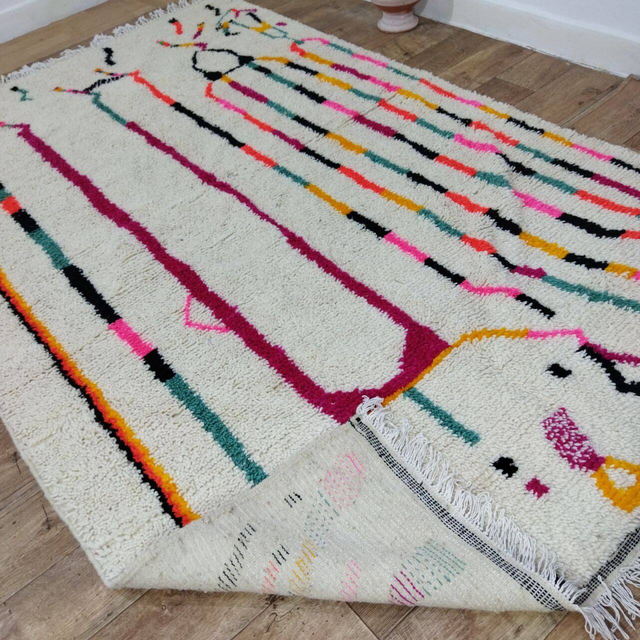 Handmade Moroccan Berber Rug 274 X 170 CM