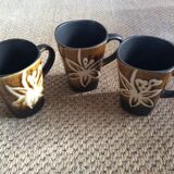 Series of 3 mugs