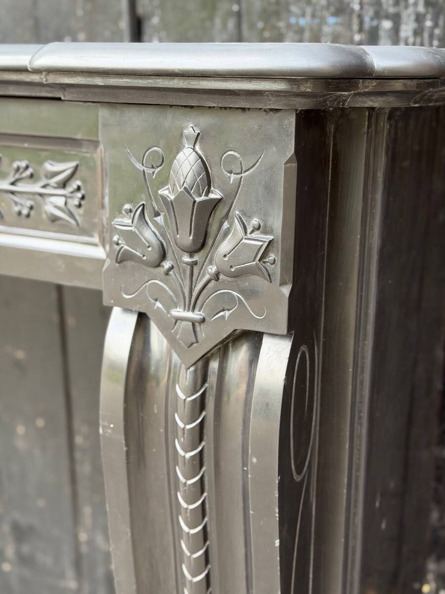 Napoleon III fireplace in black Belgian marble or Mazi, circa 1880
