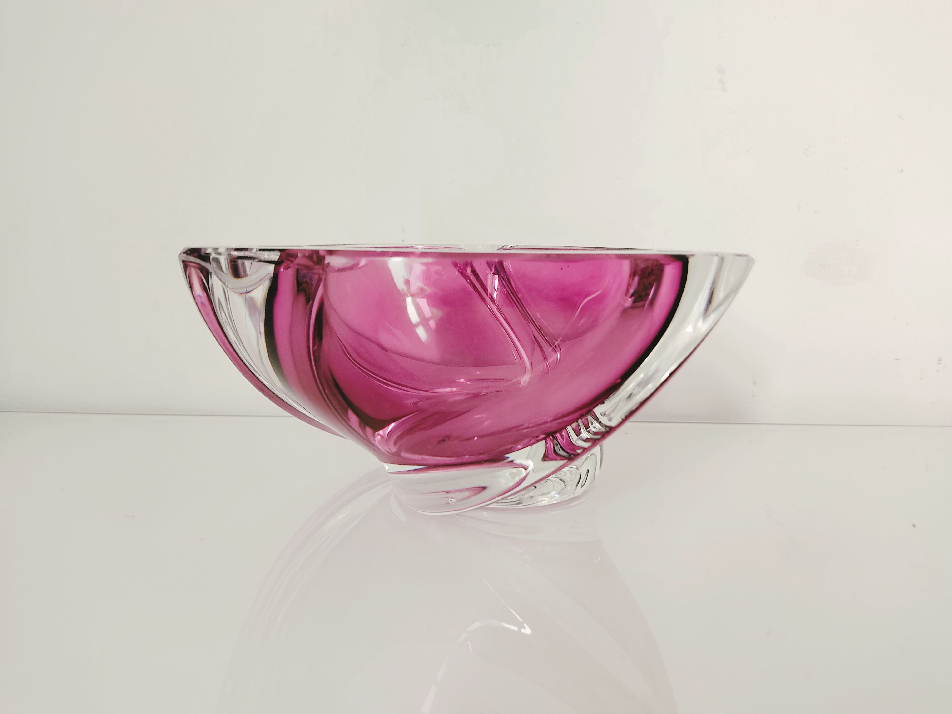 Purple crystal ashtray Val Saint Lambert trident model