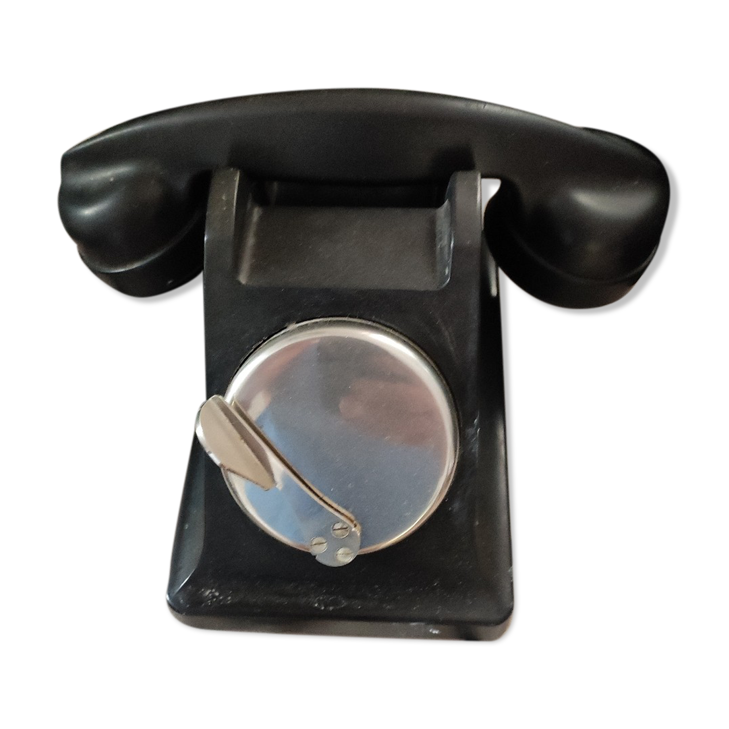 Telephone