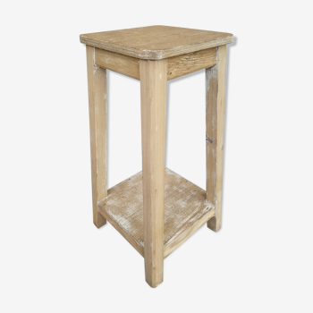 Tabouret patiné brut