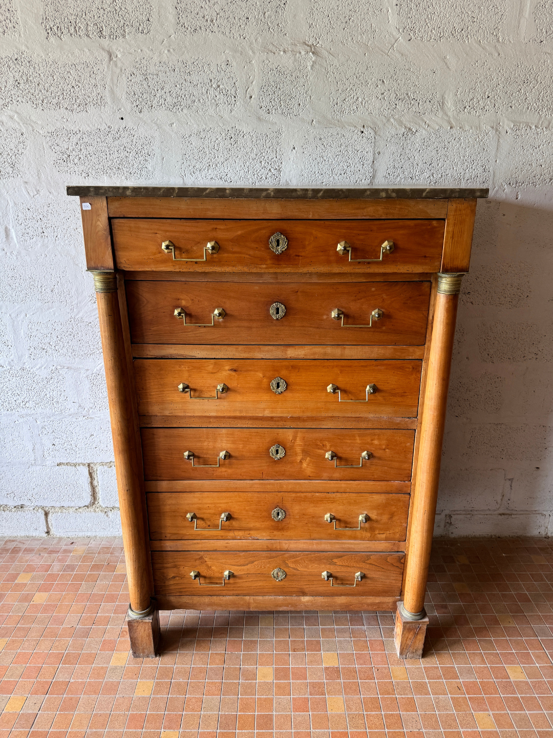 Chiffonnier en merisier d'époque Empire