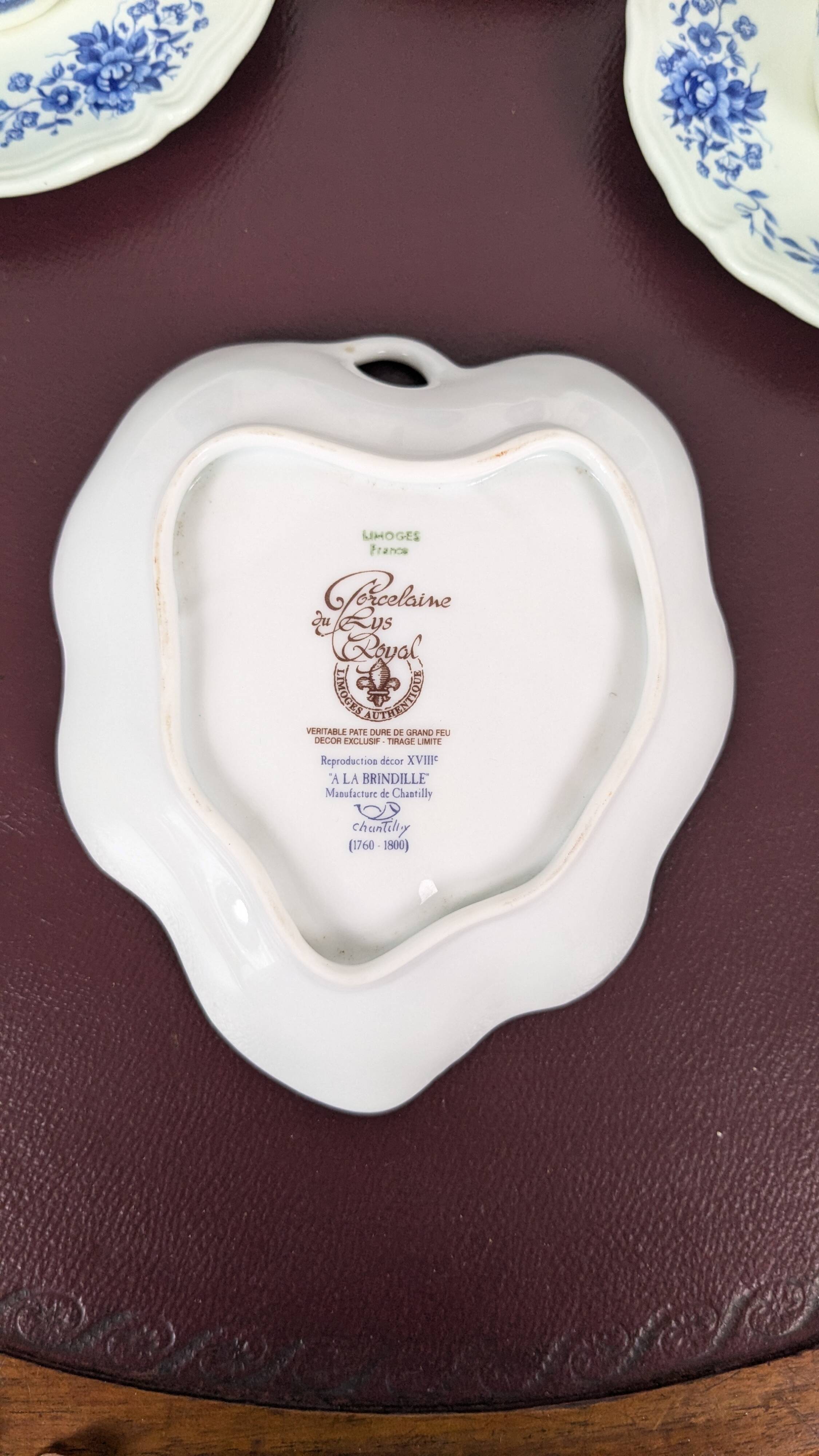 Porcelain bowl Le Lys de France, "a la Brindille" model